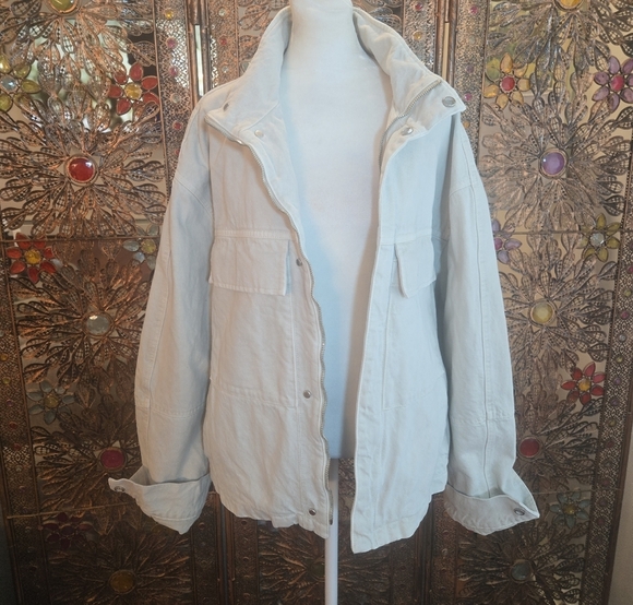 Zara 100% Cotton Cropped Barn Chore Jacket Oversized Cream Tan Womens Size Large - Picture 2 of 11